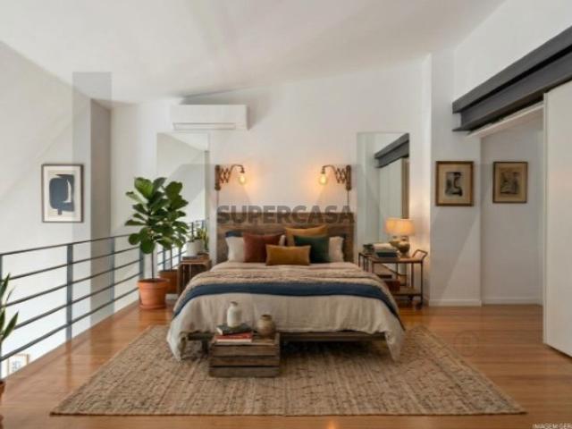 Loft Duplex no último piso Condomínio Exclusivo | 113,93 m² | Vista Tejo | Estrela, Lisboa