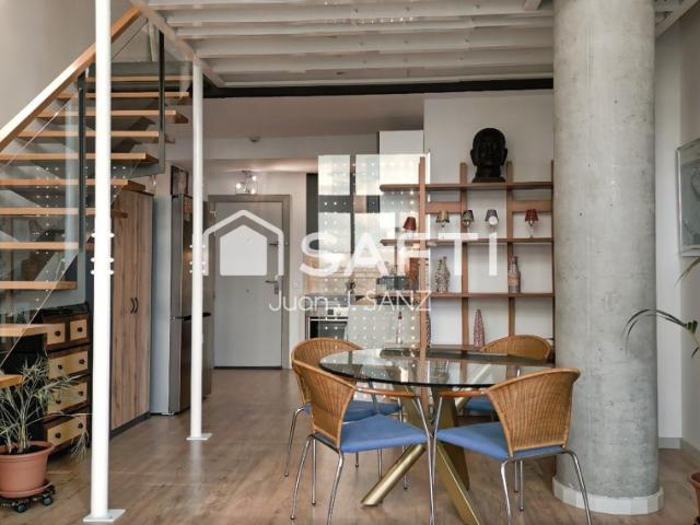 Loft Dúplex Premium: Vistas a la Sierra, Domótica y Diseño