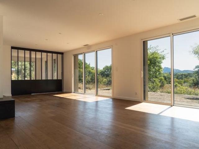 LOFT D’EXCEPTION AVEC VUE SUR LE PIC SAINT LOUP 100m² Saint Martin de Londres