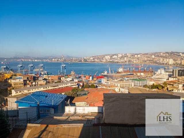 Loft de Autor en Valparaíso: 2 Niveles, 2D y lindas vistas