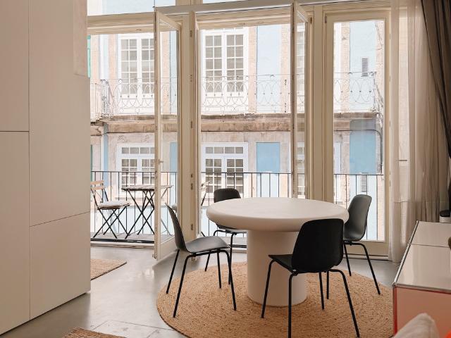 Loft de arquitetura com varanda no centro do Porto