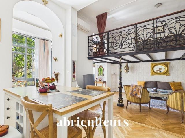 Loft de caractère de 66 m² – Plein sud sur jardin – Palais n. 67m² Nice