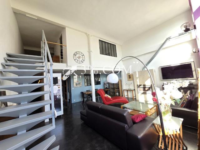LOFT de 145 m2 avec 3 CH + bureau + parking