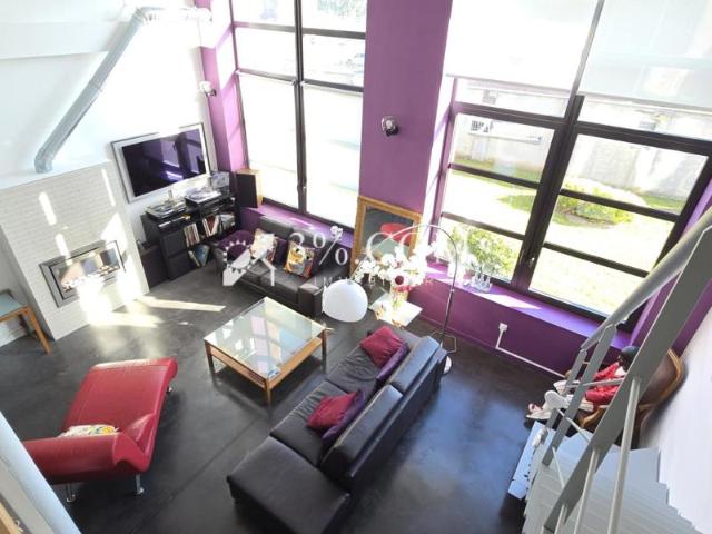 Loft de 145 m2 avec 3 Ch + place de parking