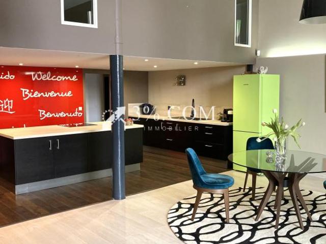 Loft de 158 m2 avec 3 Ch + place de parking