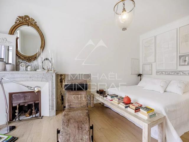 Loft design au dernier étage d’un immeuble bourgeois – Libér. 75m² Nice