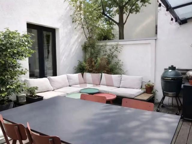 Loft d'exception avec terrasse au cœur de Belleville