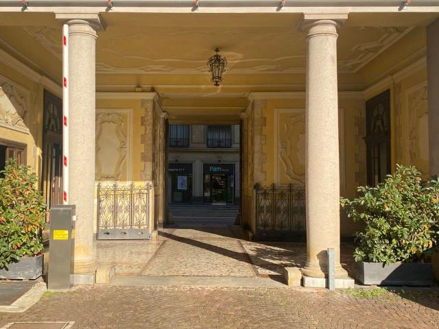 Prestigioso loft di 140 mq in vendita viale col di lana, Milano, Lombardia