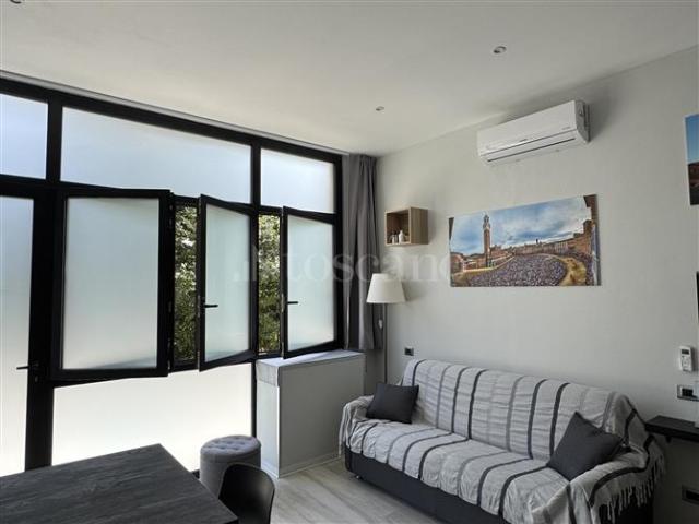 Loft di 35 mq a Fuori Porta Camollia, Cavour, Mentana Siena