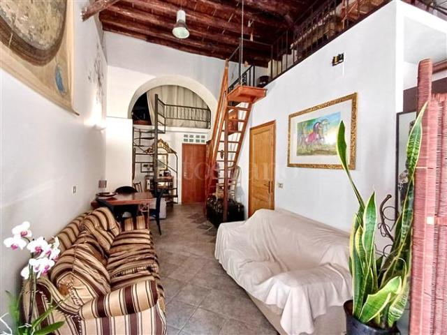 Loft di 80 mq a Centro Storico Palermo