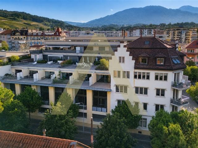 Duplex Typ Loft mit großer Terrasse und in der Nähe des Sees