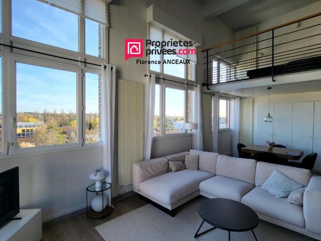 LOFT EXCEPTIONNEL 4 CHAMBRES, TERRASSE, PARKING