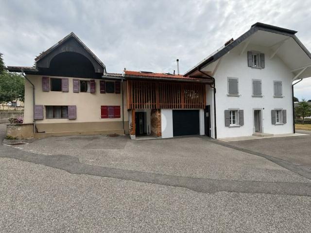 LOFT EXCLUSIF AVEC JARDIN PRIVÉ ET GARAGE