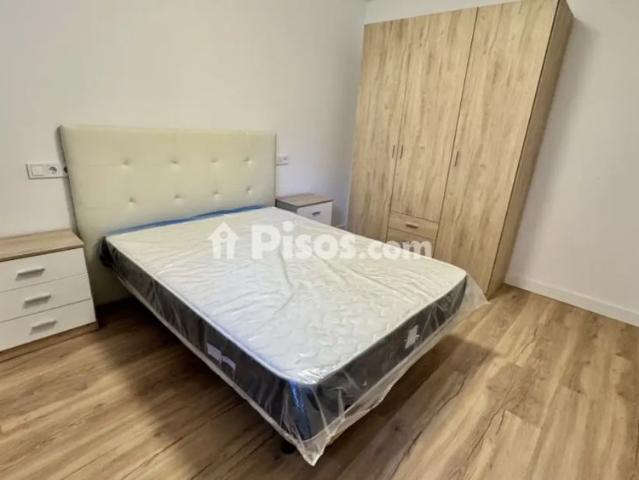 Loft en alquiler en Calle del Monte Gamonal