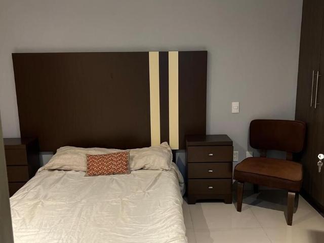 LOFT EN RENTA A UNA CUADRA DE TEQUIS