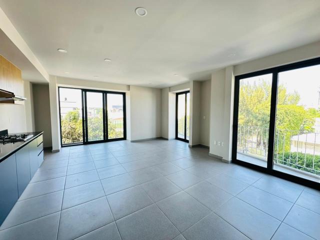 LOFT EN RENTA TORRE BIKIA LEON GTO ZONA CENTRO A UNA CALLE DE LA CALZADA