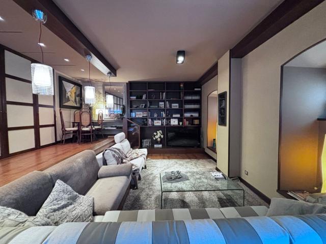 Loft en venta en Burgos, Casco Antiguo. Loft exclusivo en el Paseo de la Audiencia. Lofts.
