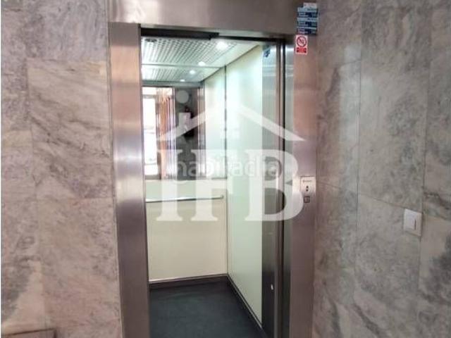 Apartamento en venta en Badajoz, Maria Auxiliadora Barriada de Llera. Loft en venta con patio privado en María Auxiliadora, Badajoz. Apartamentos.