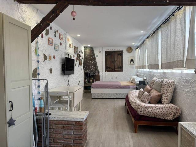 Loft en venta en Barcelona, Vila de Gràcia. ÁTICO CON LICENCIA TURÍSTICA EN EL CORAZÓN DE GRÀCIA. Lofts.