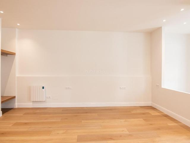 Apartamento en venta en Coruña A, Ciudad Vieja. Loft singular, con rehabilitación a estrenar, en la Ciudad Vieja. Apartamentos Coruña.
