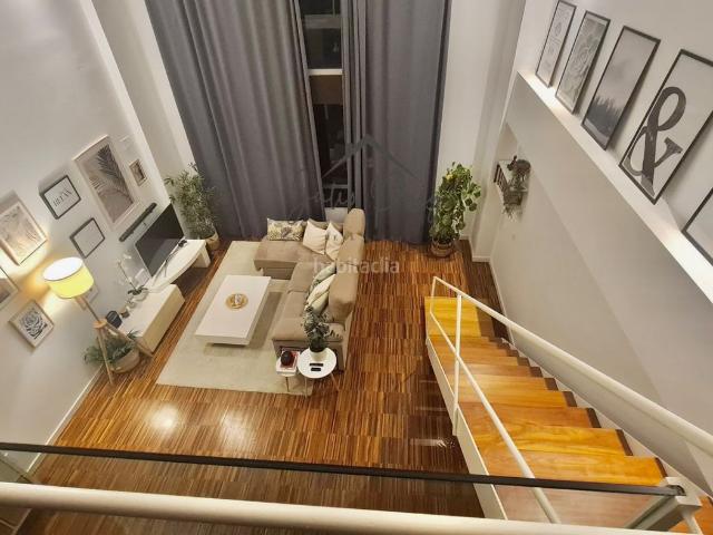 Loft en venta en Gelves. Amplio loft en venta en Gelves Sevilla. Lofts.