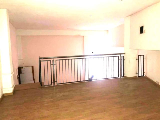 Loft en venta en Terrassa, Cementiri Vell. Loft estudio, con posibilidad de convertirlo en vivienda. Lofts.