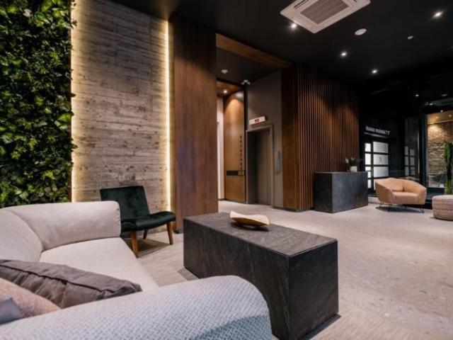 Loft entièrement meublé à louer Saint Jean Baptiste mai 2026