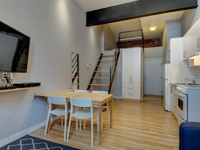 Loft studio entièrement meublé à louer Vieux Québec janvier 2027