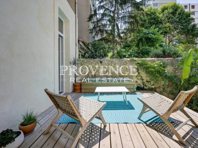 Loft familial avec jardin, piscine et dépendance