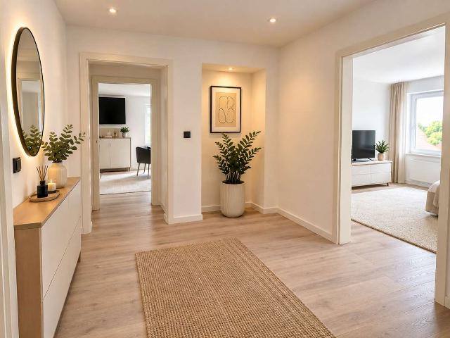 Loft Feeling über den Dächern Bergedorfs stilvolle Dachgeschosswohnung mit Balkon