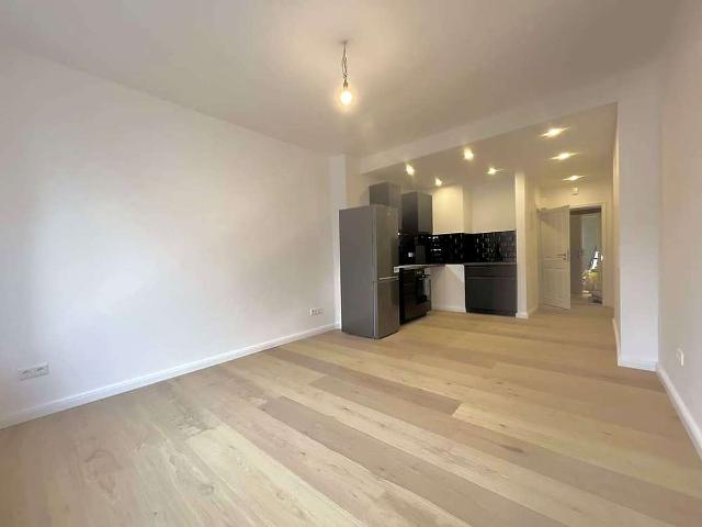 Loft Flair in Citylage: modernisiertes 1 Zimmer Apartment mit Einbauküche & Regendusche