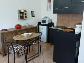 Loft in affitto a Luni
