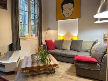 Loft lumineux de 55m2 + mezzanine 20m2 au cœur d’Aix en Provence