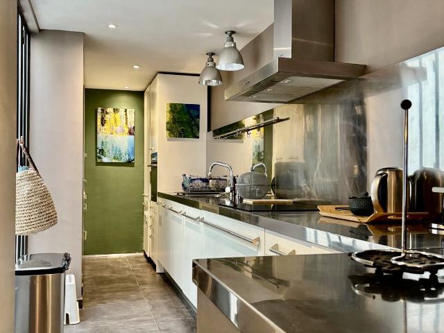 Loft lumineux rénové Vieux Port Marseille