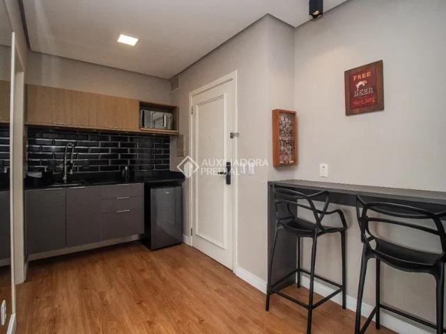 Loft para aluguel tem 40 metros quadrados com 1 quarto em Cidade Baixa Porto Alegre RS