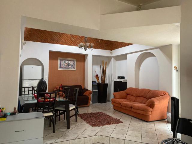 LOFT PARA DAMAS EN RENTA EN VILLAS DEL PARQUE