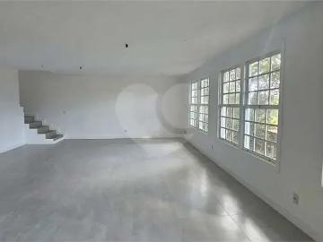 Loft para Venda em Armação dos Búzios/RJ Ferradura 1 Quartos