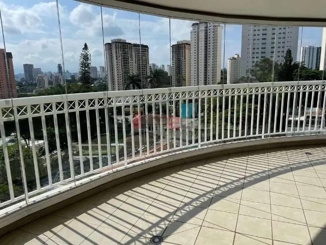 Loft para Venda em São Paulo/SP Vila Sofia 4 Quartos