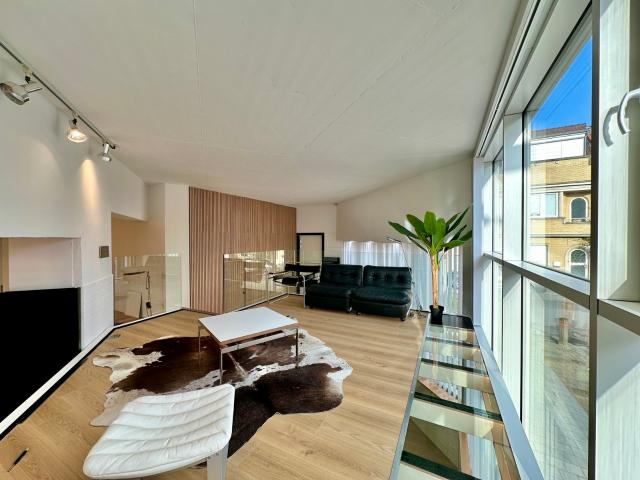 Loft Paul lancsweert