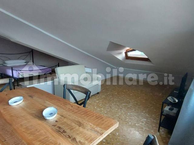 Loft piazza Leone, Gaeta
