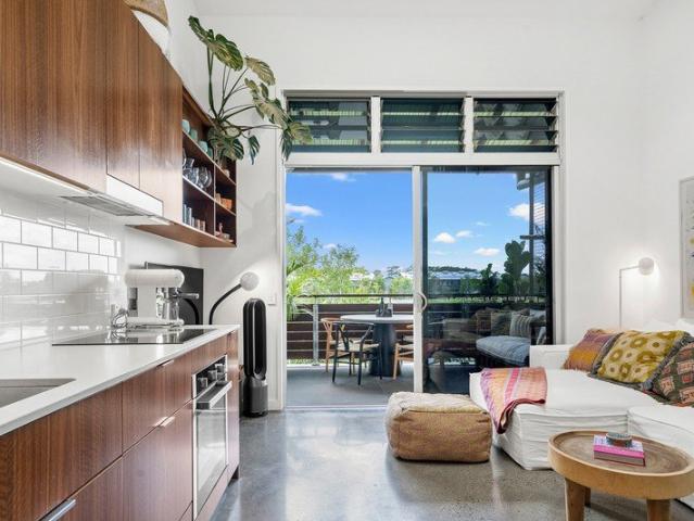 Loft Studio for rent in Habitat