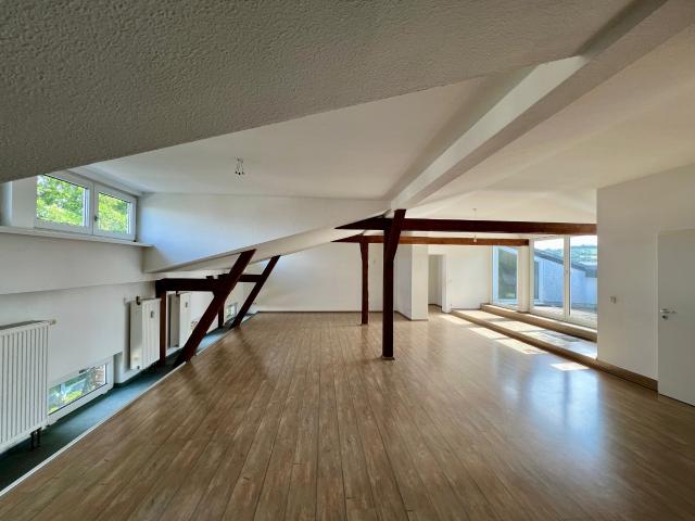 Loft Studioatmosphäre in einem historischen Wohn und Bürohaus in Groß Umstadt!