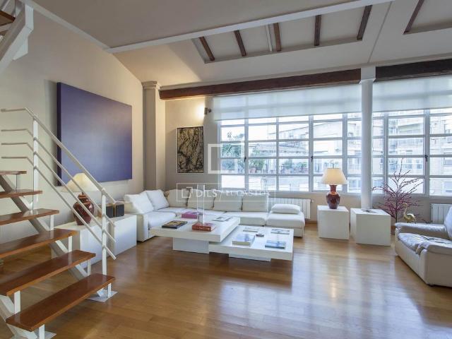 Loft style duplex penthouse for rent close to Gran Vía