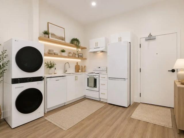 Downtown Cobourg Luxury Bachelor Lofts from $1,496.25 | 2 Year Lease & Parking