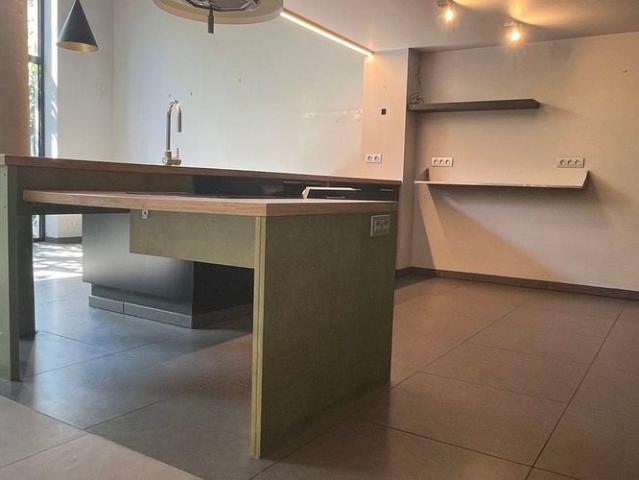Loft te huur in Laken voor € 1.400 met 2 slaapkamers