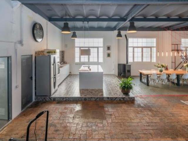 Loft Venta Manresa, Plaça de Catalunya