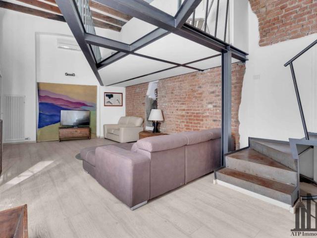 Loft via Ugo Bassi 24, Isola, Milano