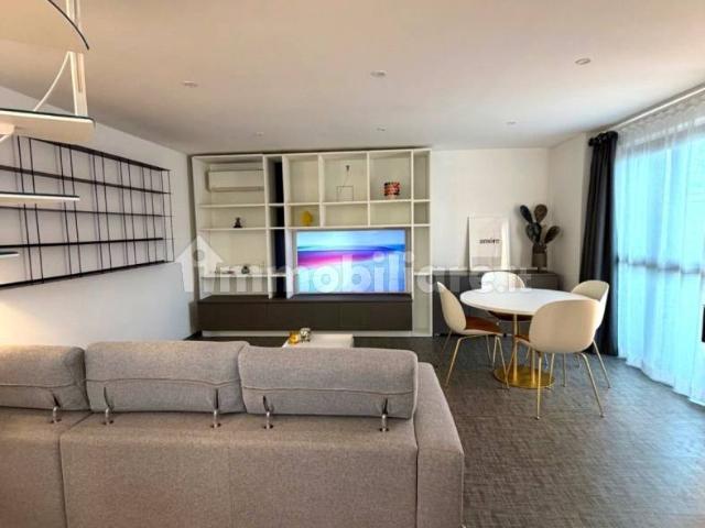 Loft via Adelaide Bono Cairoli 30, Turro, Milano