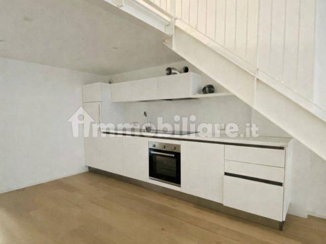 Loft via Andrea Solari 6, Solari, Milano