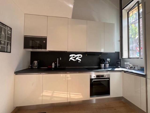 Loft via Conca del Naviglio 26, Corso Genova, Milano